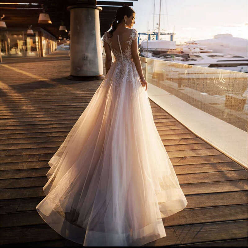 Vestido de noiva elegante, linha a, todo o pescoço, manga renda, apliques, botão, tule, que varre, vestido de noiva