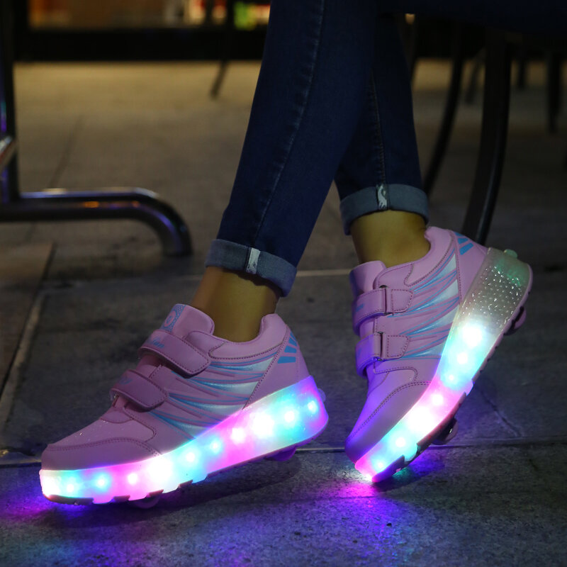 2021 Autumn New Glowing Sneakers with Wheels for Boys Shoes with Wheels and Lights Girls Led Shoes with Roller Skates Shoes