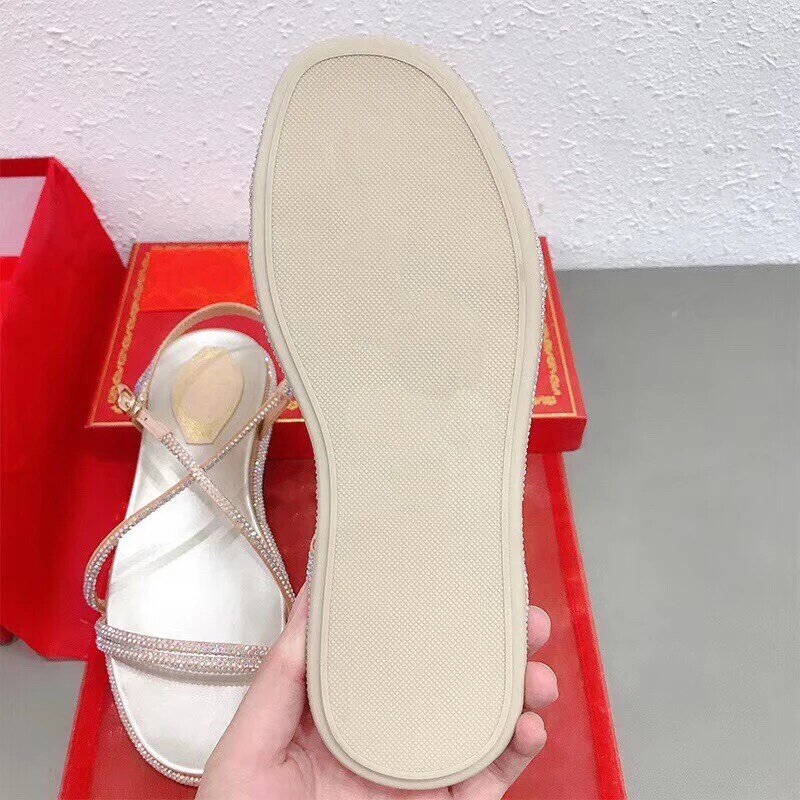 2021 Summer New Slippers Casual Trend Antiskid Beach Shoes Open Toe Sandals Women Sandals Fashion High Quality Sandals