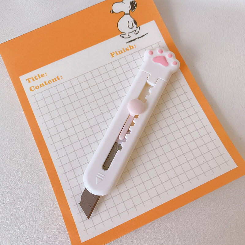 Portable Mini Utility Knives Carrot Art Knife Express Unpacking Envelope Office Paper Cutting Art Knife School Stationery