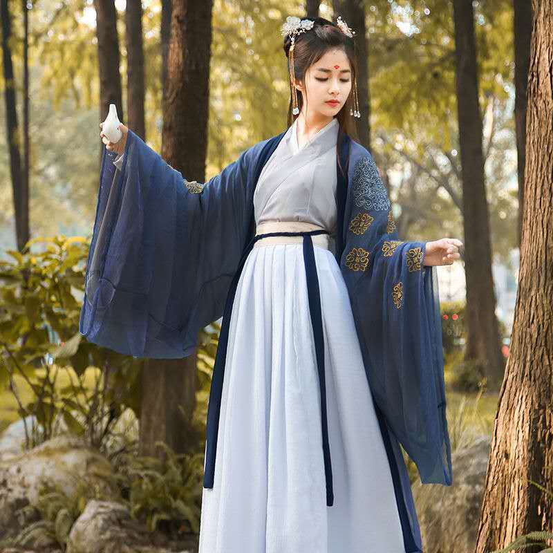 女性漢服ドレス中国の伝統的な古代漢服コスチュームクラシック刺繡4個レトロブルーとホワイトの毎日の漢服スーツ