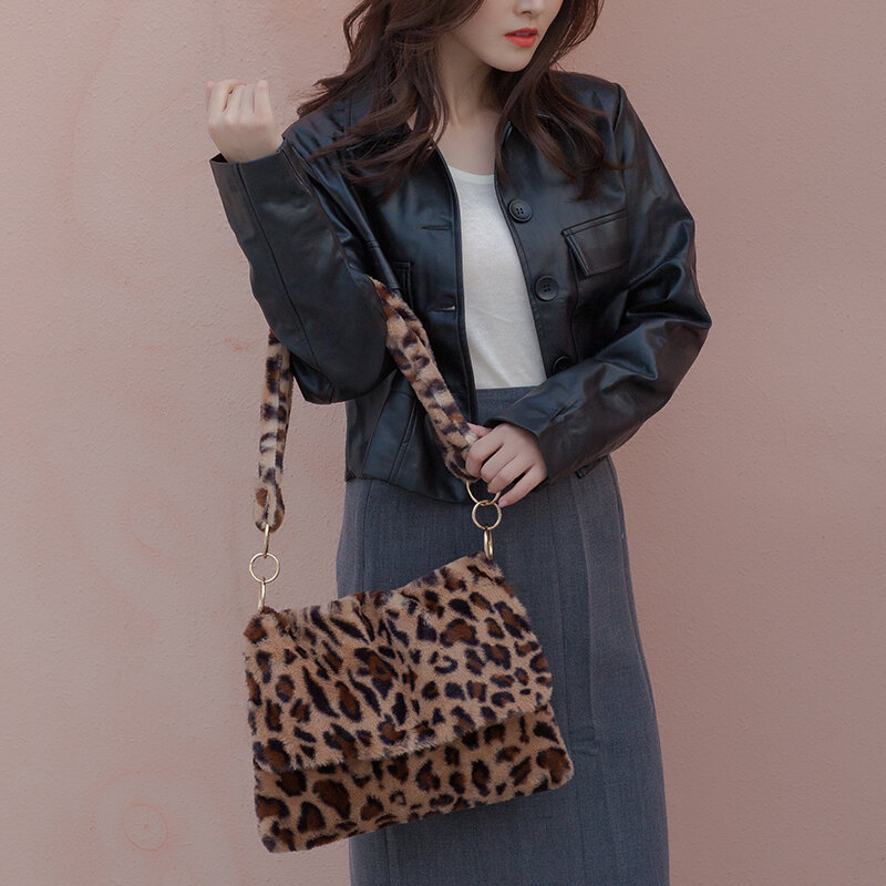 Women Leopard Fur Handbag Cover Shoulder Bag Winter Hairy Bags Ladies Fashion Faux Fur Plush Bag Designer Ladies Casual Tote