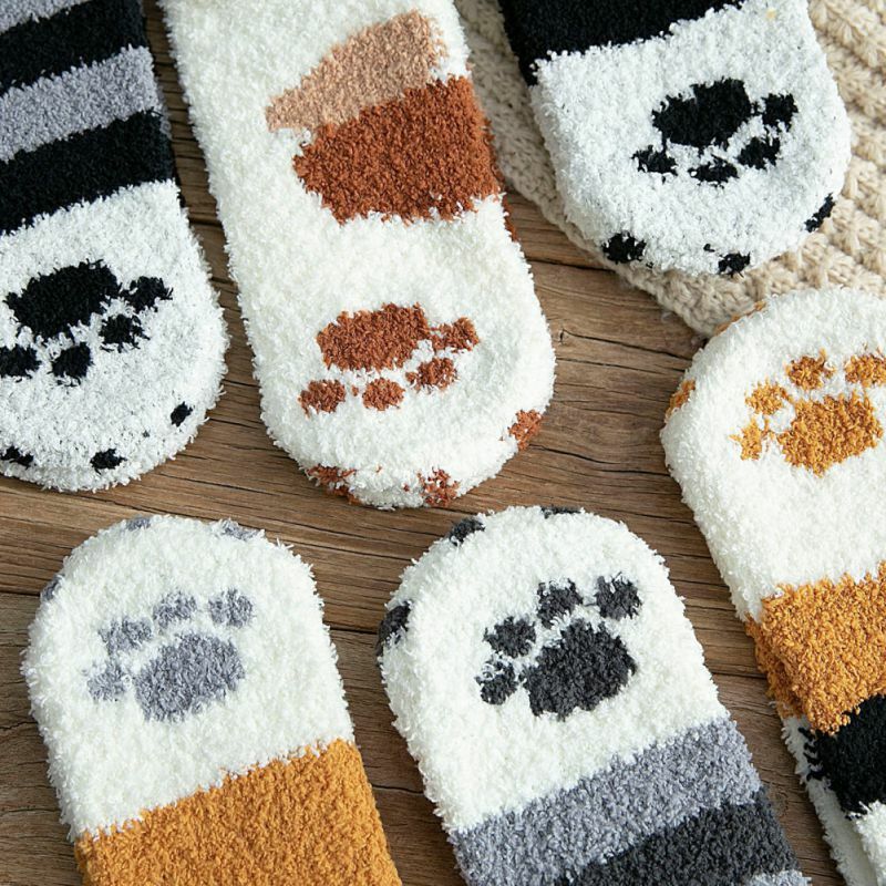Meias de inverno feminino gato garras bonito grosso quente sono chão meias de lã de pelúcia coral meias de tubo feminino!