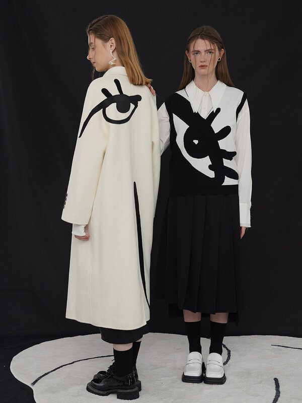 【Biutefou】 독창적 인 디자인 2021 겨울 여성 현대 미술 일러스트 V 넥 민소매 스웨터