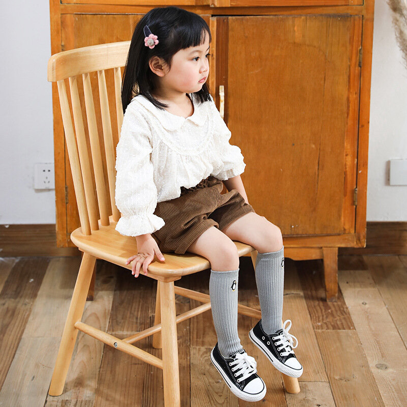 Calzini alti al ginocchio simpatico cartone animato ragazza Kawaii stampa cotone sopra il ginocchio calzini invernali neonate calzini alti al ginocchio