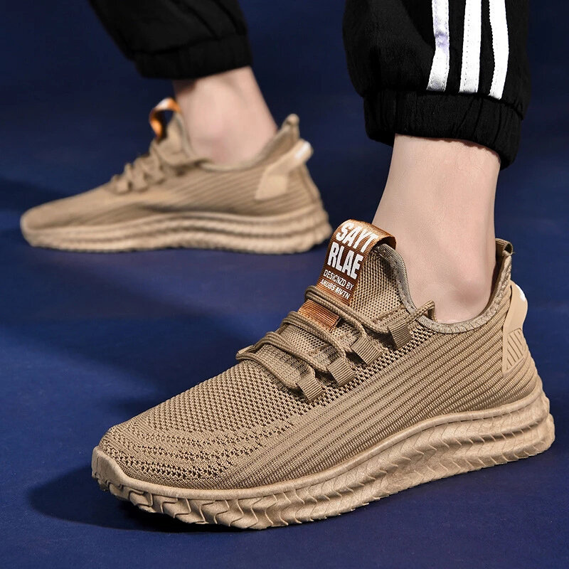 Men's Running Shoes 2021 New Fashion Korean Sports Shoes Men's Fashion Casual Shoes Soft Bottom Breathable Summer Men's Sneakers