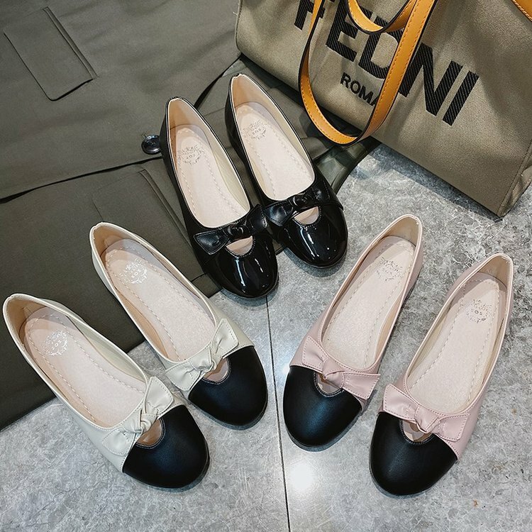 2021 Sepatu Flat Fashion untuk Wanita Sepatu Boat Slip-On Flat Wanita Sepatu Kantor Wanita Lembut Nyaman