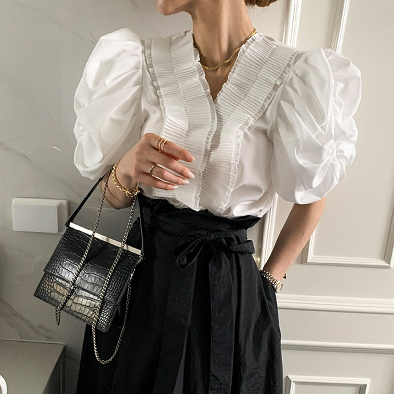 Fashion Design Pleated V-neck Blouse Women's Summer Solid Color Japanese Style Temperament Pleated Splicing Puff Sleeve 2021