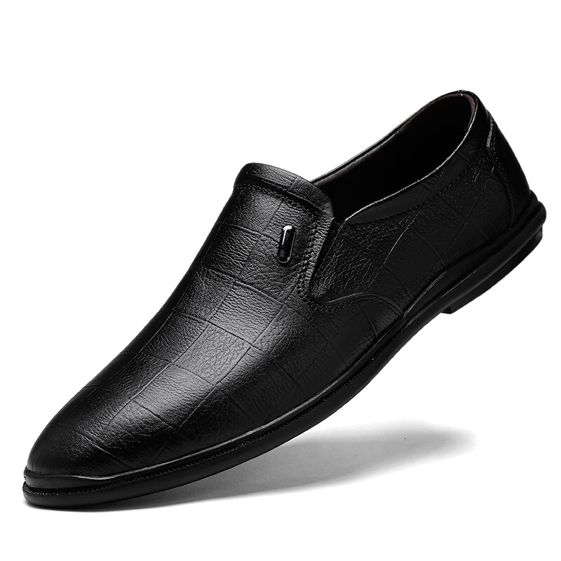 Sapatos de designer de luxo homens moda homem mocassins homens mocassins sapatos de couro genuíno de alta qualidade deslizamento em apartamentos sapatos de condução