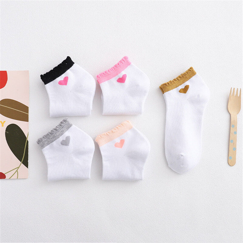 5 uds Cute Love Heart calcetines cortos Calcetines de corte bajo de algodón Kawaii calcetines invisibles antideslizantes para chicas mujeres Casual Boat Sox streetwear