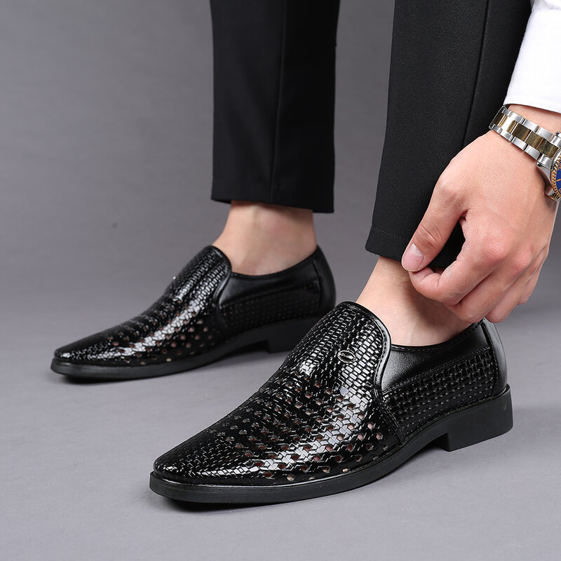 أحذية كاجوال رجالية عالية الجودة ، أحذية تحمل علامات تجارية مسامية ، أحذية صيفية غير رسمية ، لون أسود ، مقاس كبير