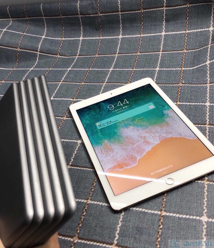 Оригинальный Восстановленный Apple IPad 5 ipad A1823 A1822 5th IPAD 2017 дюйма, версия с Wi-Fi, черный, белый, около 9,7