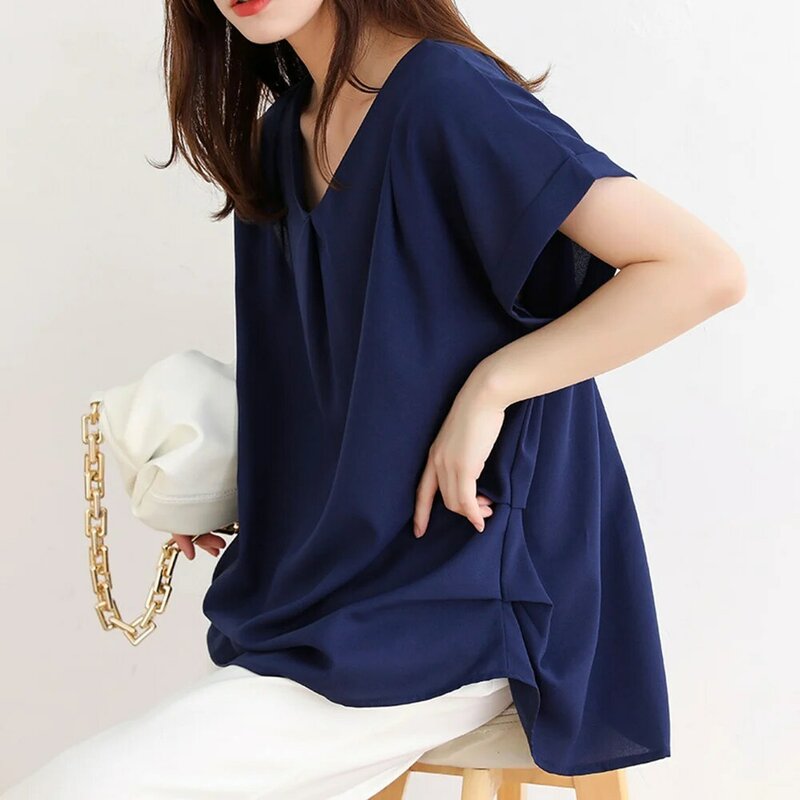 Женская шифоновая блузка в японском стиле, элегантная свободная однотонная блузка с V-образным вырезом и плиссировкой, модель 2021 на лето