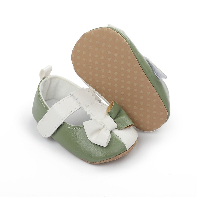 Sapatos de couro ecológico para meninas recém-nascidas, mocassins, franja, sola macia e antiderrapante, sapatos de berço, infantil, para primeiros passos