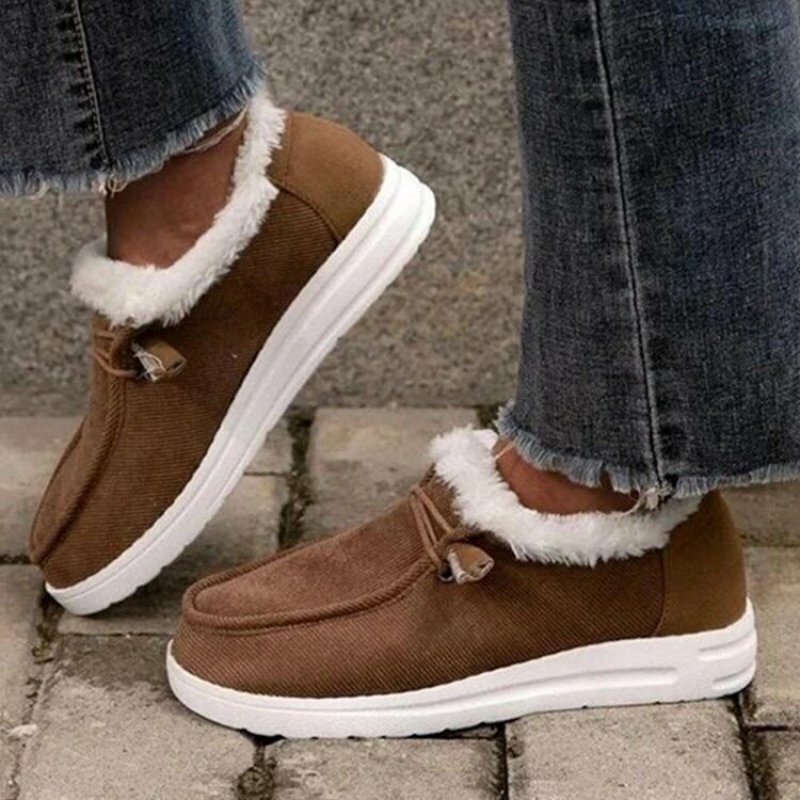 New Warm Cotton Shoes for Women in Winter Plush Korean Style Leisure Flat Shoes Kick on the Lazy Shoes