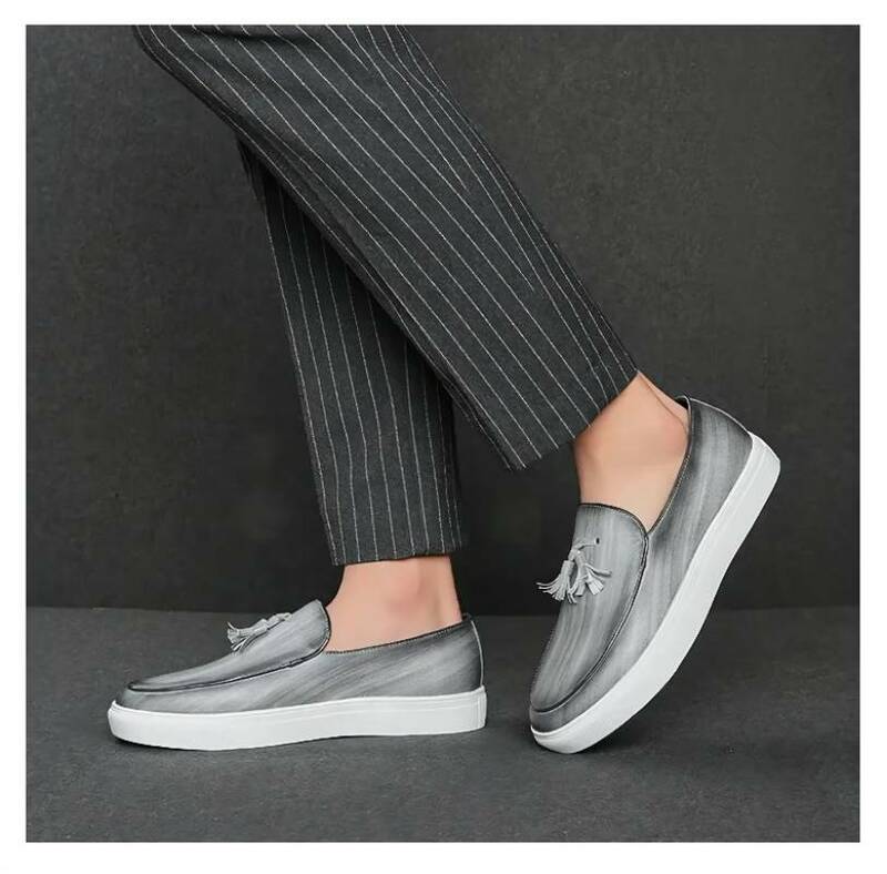 Men's Shoes Spring 2021 New Loafers Retro Ugly Big-toed Shoes Low-top One Pedal All-match Casual  Men Shoes  XM170
