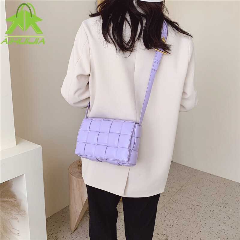 Bolso de hombro a la moda de Color liso para mujer, bolsa cruzada de viaje, de cuero sintético, pequeño, 2021