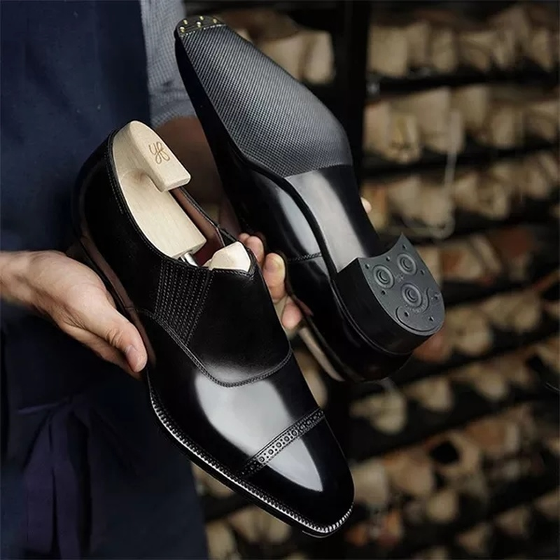 Sapatos masculinos festa deslizamento em sapatos para hombre confortável clássico primavera outono escritório couro do plutônio simplicidade sólida dedo do pé redondo kz306