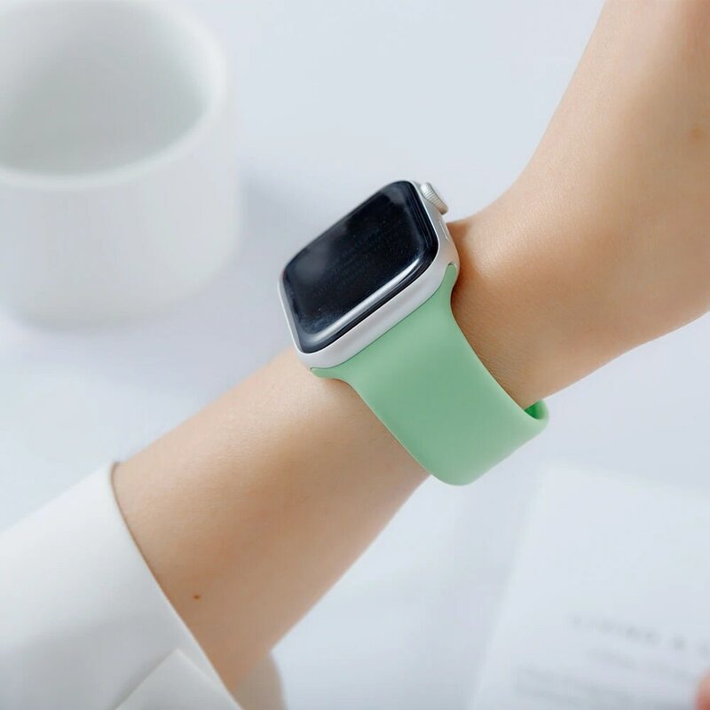 Bracelet en Silicone souple pour Apple Watch, pour Apple Watch 6 série SE 5 4 3 2 1 44MM 40MM, Bracelet en caoutchouc pour iWatch 4/5 42MM 38MM