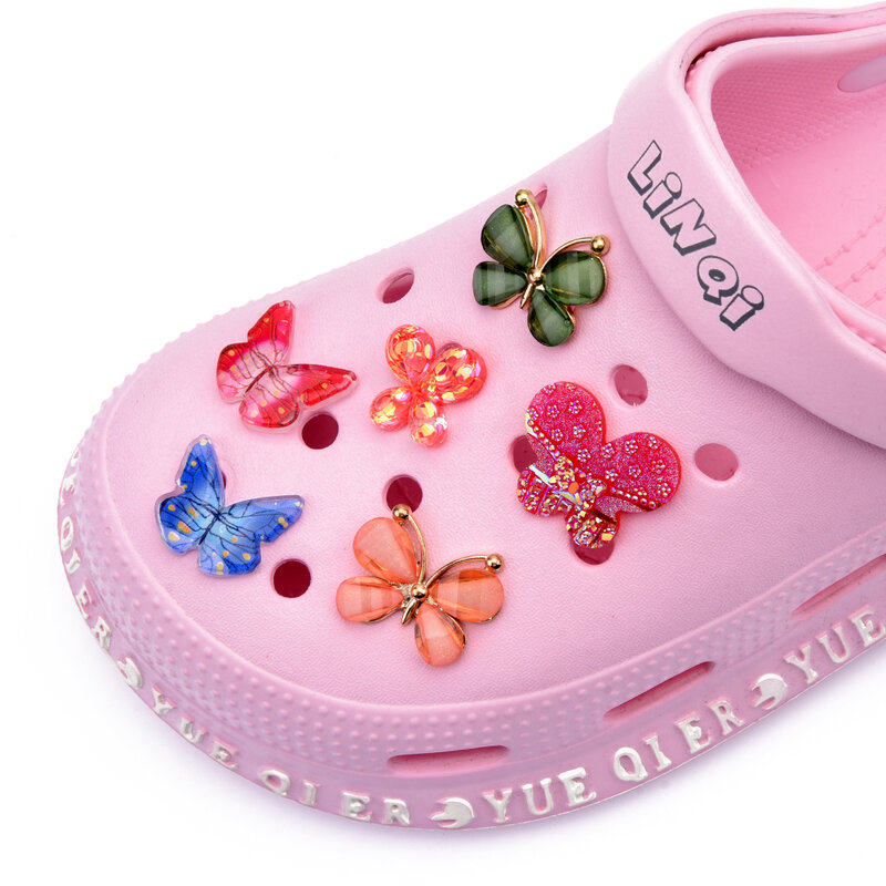 1 Buah Hiasan Sepatu Resin Kartun Hewan Buaya Aksesori Gesper Wanita Anak Perempuan Hadiah Gelang Dekorasi DIY