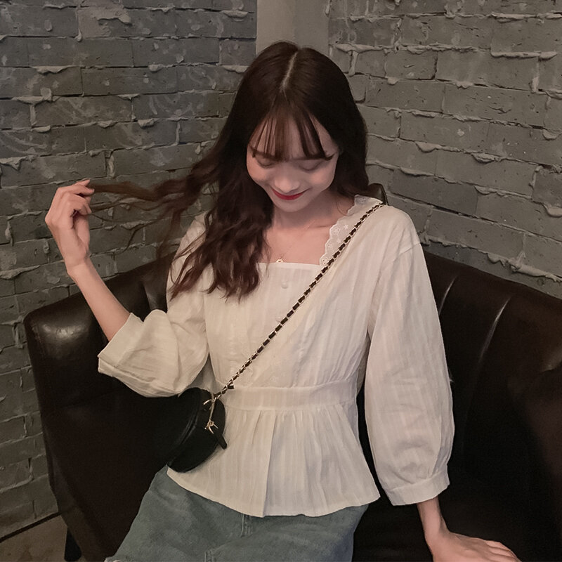 Large Size White Shirt Women's New 2021spring/Summer Fat mm French Sweet Lace Square Collar Cinched Slimming Pullover