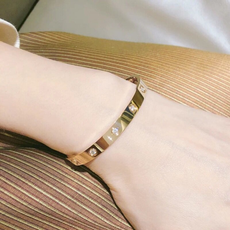 Классический женский браслет с подвеской в виде сердца, модный трендовый брендовый браслет с шармами, Бесплатная подарочная коробка