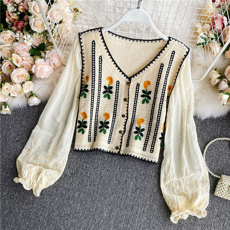 Autumn Sweet Hollow Out Embroidery Blouse Women Sexy V-Neck Single Breasted Beige Flower Short Shirts Female 2020 New Blusas