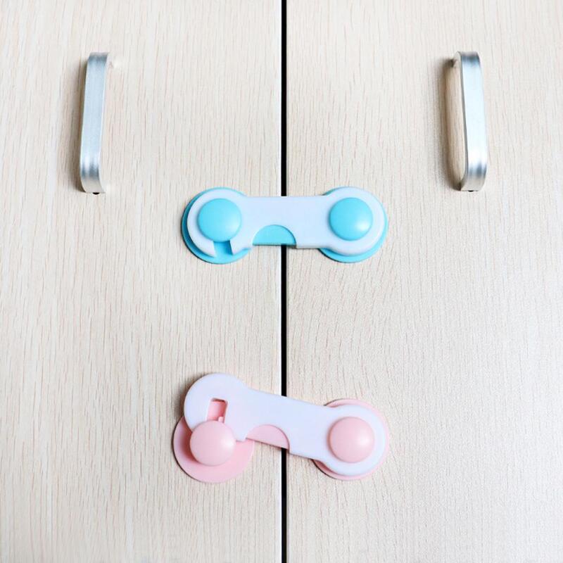 Kunci Pelindung Mudah Dipasang Perlindungan Anak 3 Warna Kunci Pelindung Bayi untuk Lemari Pakaian