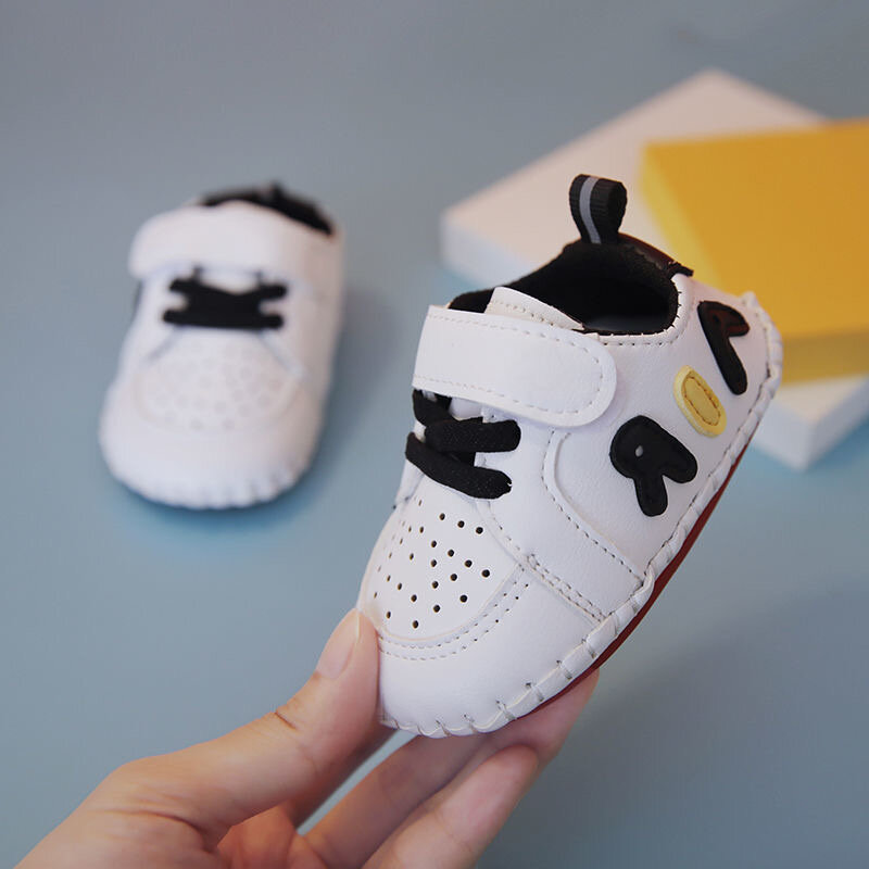 2021 Sepatu Kasual Bayi Baru Sepatu Tas Jahit Sol Lembut Sepatu Boneka Wanita Rumah Tangga Sepatu Bayi Laki-laki Sepatu Kulit Kecil