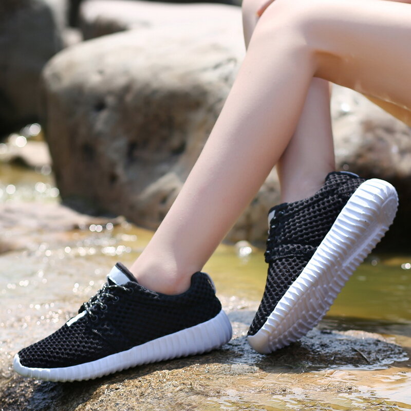 Verão malha respirável antiderrapante sapatos femininos de tamanho grande 35-44 esportes luz sapatos de caminhada tênis de viagem sapatos casuais