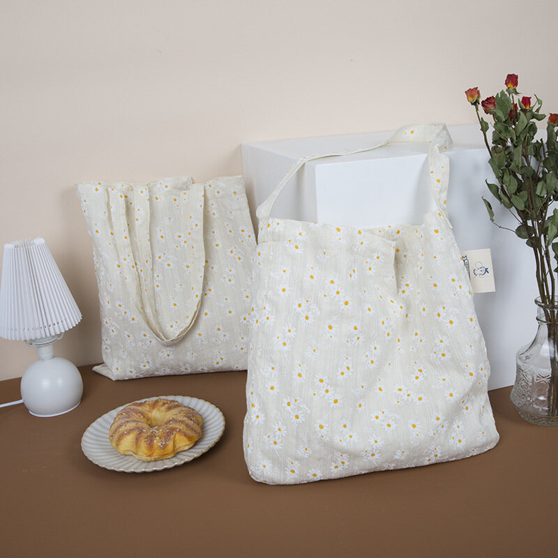 Bolso de hombro de lona con diseño de margaritas en relieve para mujer, bolsa de mano Floral informal, bolso de compras para libros literarios para niña