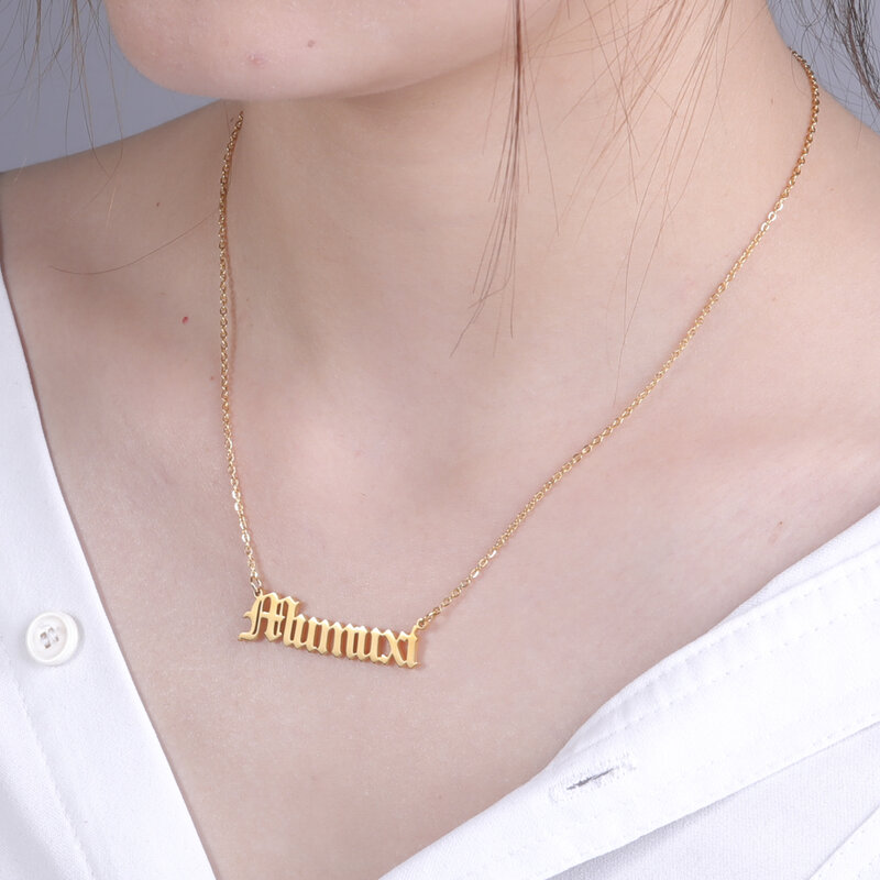Sipuris – collier avec nom Unique pour femmes, en acier inoxydable, bijou personnalisé en vieux anglais, cadeau de personnalité à la mode