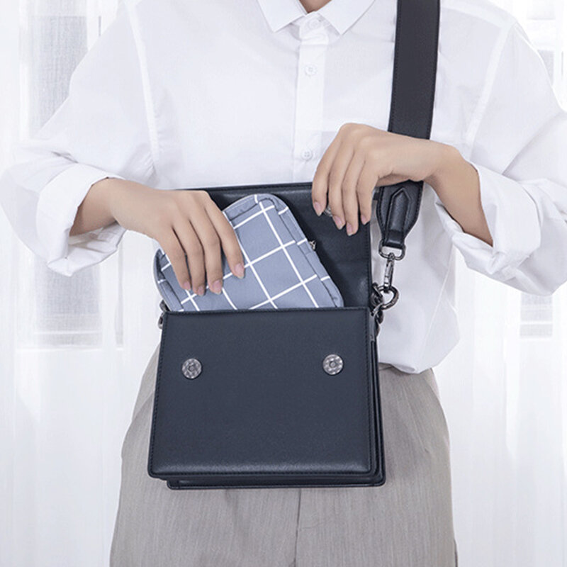 Moda feminina pequena bolsa de cosméticos viagem mini saco de armazenamento de guardanapo sanitário moeda cartão de dinheiro batom saco de armazenamento carteira