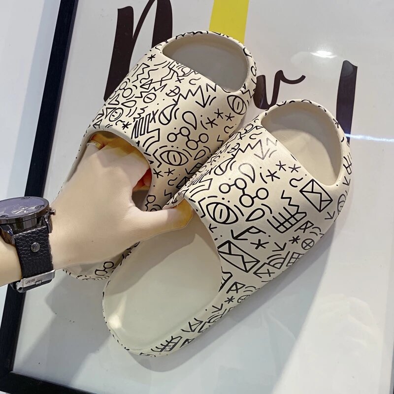 Weh-Zapatillas de marca de lujo para hombre y mujer, chanclas de casa para interiores, zapatillas de playa informales con graffiti, calidad EVA, 2020