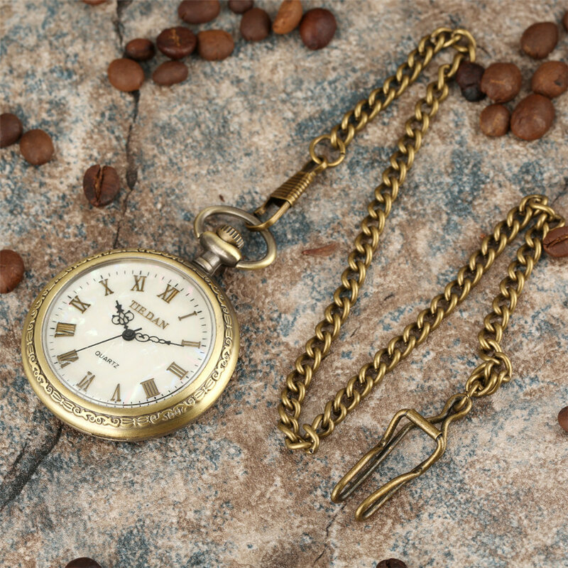 Bronze Retro Roman Numerals Display Quartz Pocket Watch Vintage Pendant Clock for Men Women Fob Sweater Chain /Hanging Chain
