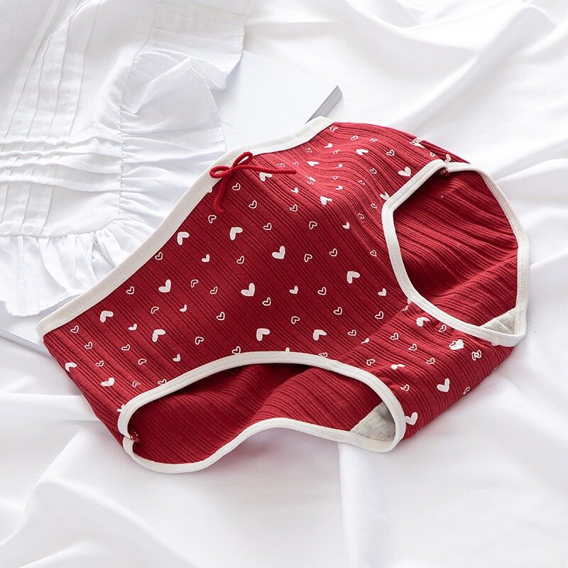 ญี่ปุ่นสไตล์ Breathable ชุดชั้นในน่ารักชุดชั้นใน Love Strawberry ชุดชั้นในสตรีผ้าฝ้ายเอวนุ่มกางเกง