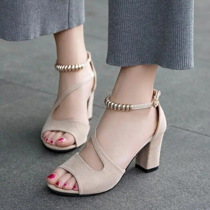 2020 fashion sexy fish mouth hollow Roman sandals thick with beaded high heels female summer Sexy female sandals