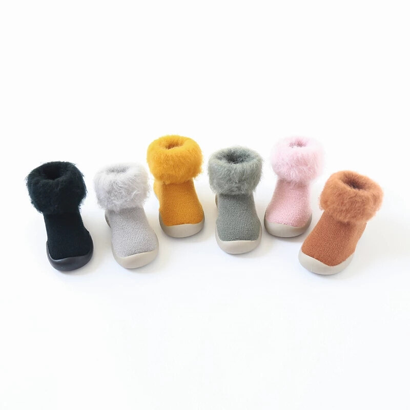 Calcetines gruesos de terciopelo para bebé, zapatos antideslizantes para bebé, con fondo de goma, novedad, otoño e invierno, 2021