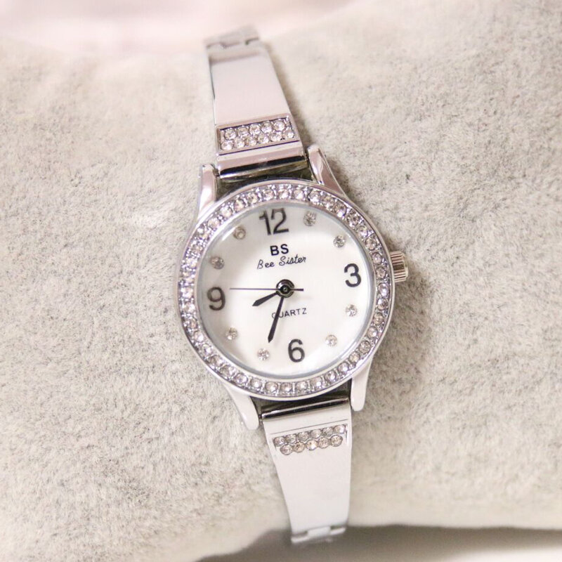Часы наручные женские кварцевые, роскошные золотистые с бриллиантами, с браслетом из нержавеющей стали