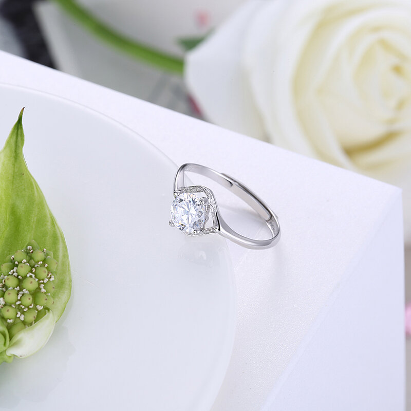 Anello da donna in argento Sterling 925 gioielli geometria rombica brillante zirconi cubici anello di nozze regolabile vendita calda