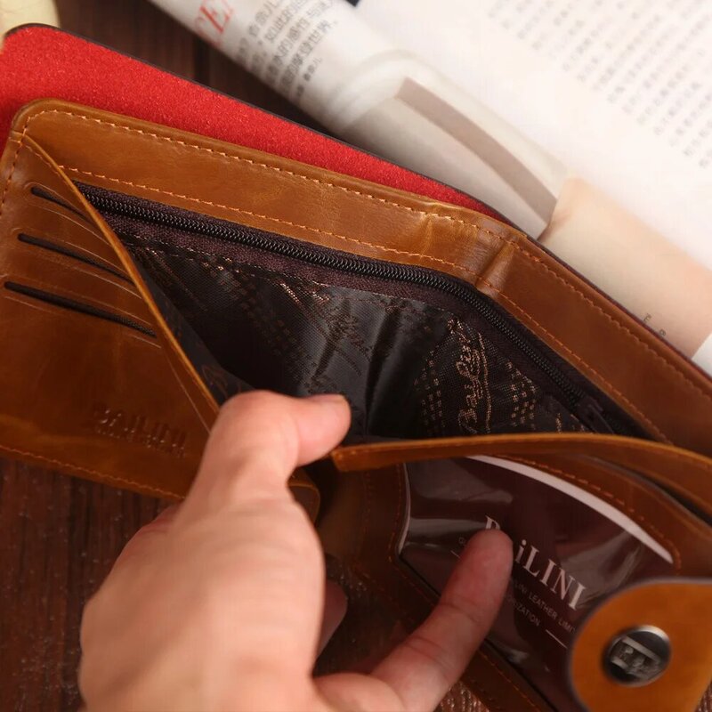 JIFANPAUL New Men's Short Wallet Retro Hunter Wallet European and American Style Large Capacity Buckle Wallet