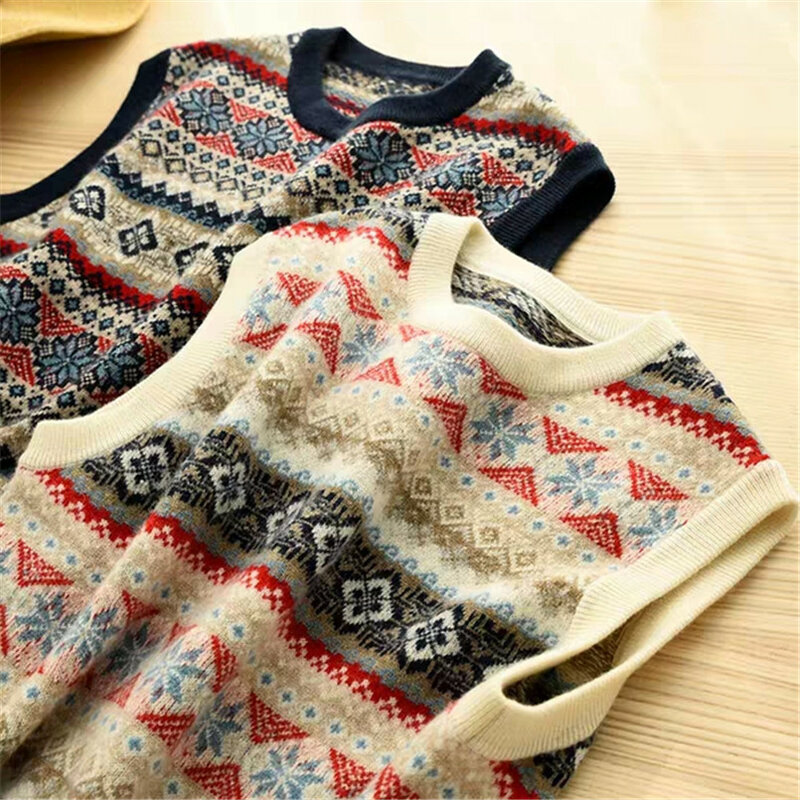 2020 New Designed Spring O Neck Cashmere Vest Vintage Women Jacquard Knitted Striped Vest Fashion Geometric Print Korean Vest