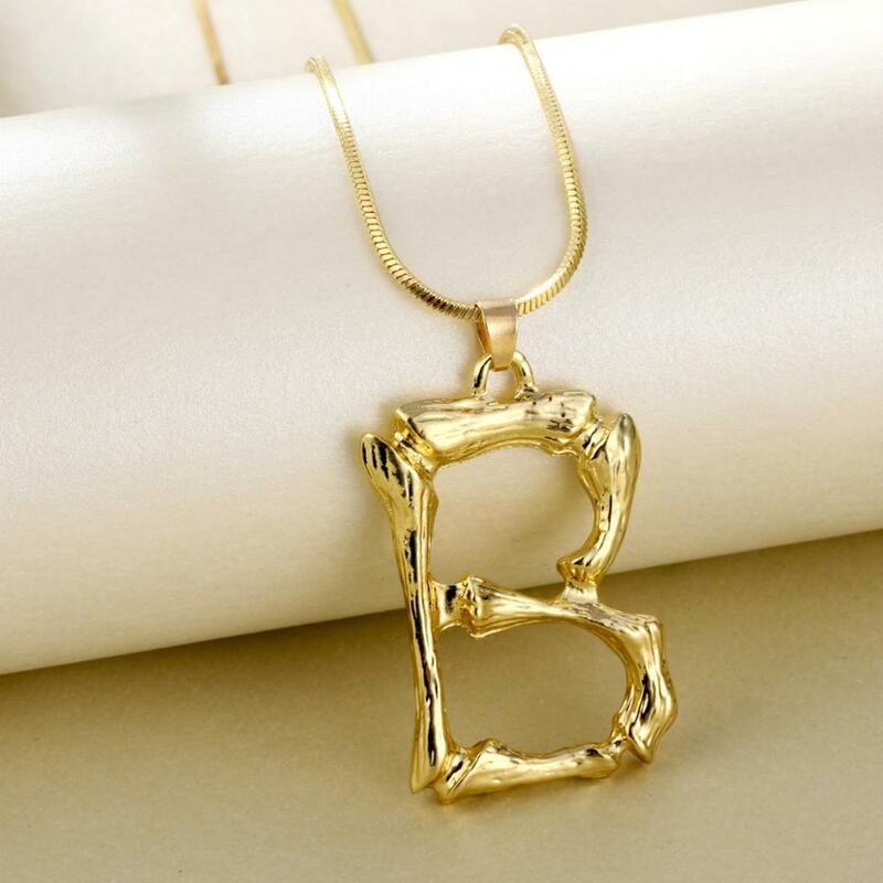 Grande banhado a ouro metal de bambu 26 carta colares para as mulheres inicial alfabeto pingente colar moda link corrente jóias presentes
