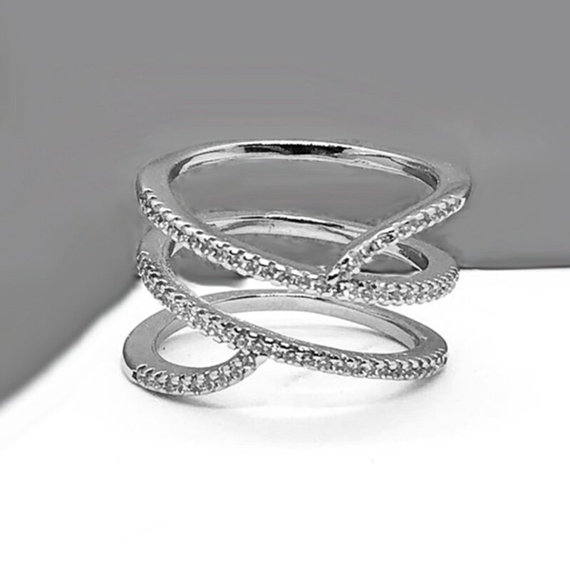 Anelli singoli scintillanti Color argento per coppie di donne gioielli da festa eleganti di nuova moda