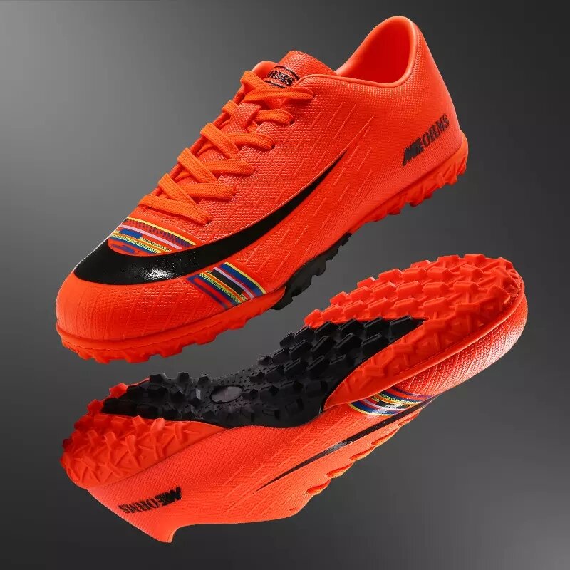 Men Football Soccer Boots Athletic Soccer Shoes 2021 New Leather High Ankle Soccer Cleats Training Football Sneaker Futsal Shoes