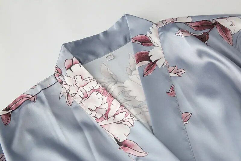 Kwiatowe satynowe szaty jedwabne druhna Kimono szata na imprezę panie Party długie suknie szlafrok ślubny prezent dla druhny