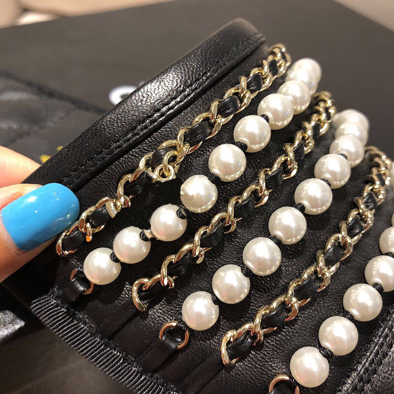 Z wystającym palcem perłowe klapki japonki nowe damskie kapcie i sandały damskie slajdy Furry slajdy dla kobiet dna damskie