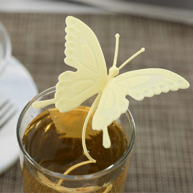 ホット販売蝶ティーバッグティーストレーナーシリコンフィルター茶注入器のためのシリカかわいいティーバッグ茶 & スプーン