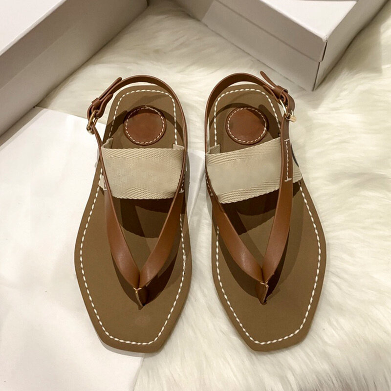 Sandalias de verano para mujer, zapatillas de lujo, chanclas de Tanga a la moda, Sandalias planas de cuero informales, talla grande 42, 2022