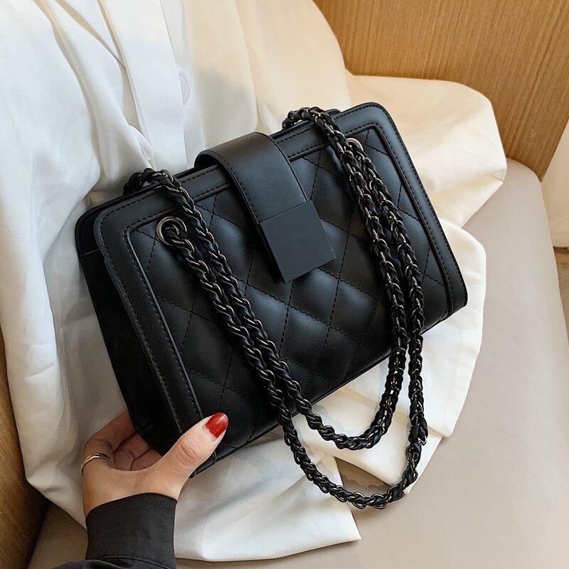 2021ฤดูหนาวตราChain Designerกระเป๋าถือสตรีแนวโน้มกระเป๋าสีดำขนาดเล็กPUหนังCrossbodyกระเป๋าสำหรับผู้หญิง